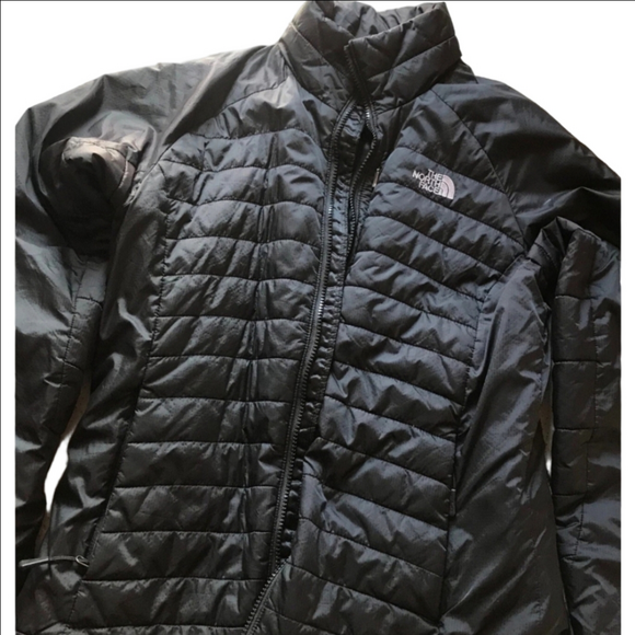 The North Face Women’s Insulated Puffer Quilted  Jacket Black Small New - Picture 2 of 10